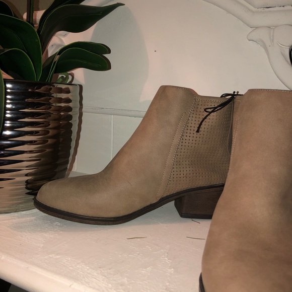 new without tags tan booties. - Picture 2 of 5